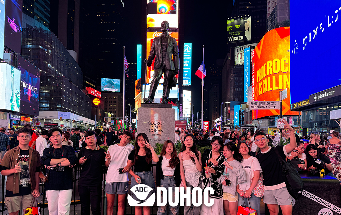 Trại hè Mỹ 2025